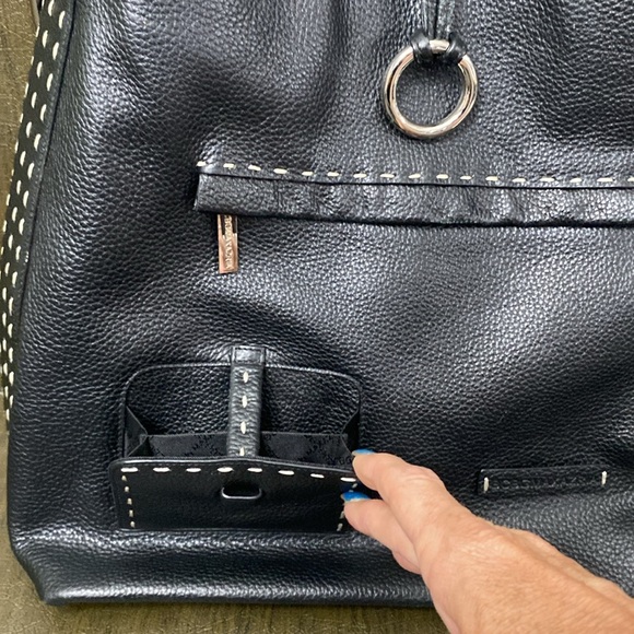 BCBGMaxAzria Black Pebbled Leather Handbag /Purse/with Gorgeous Stitching - Picture 3 of 16